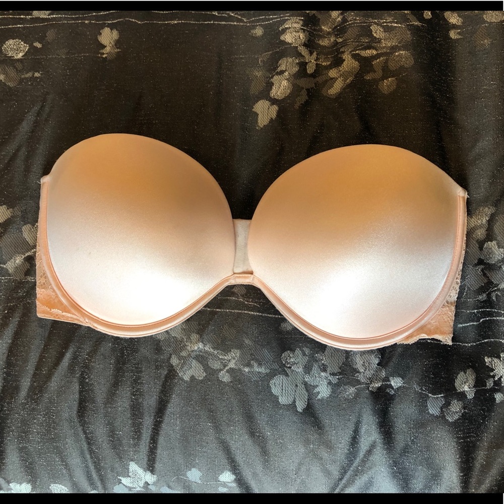 VS PINK Date Push Up Strapless 34DD